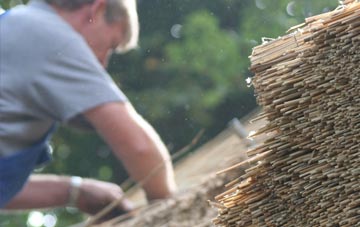 professional Shipton Under Wychwood thatchers